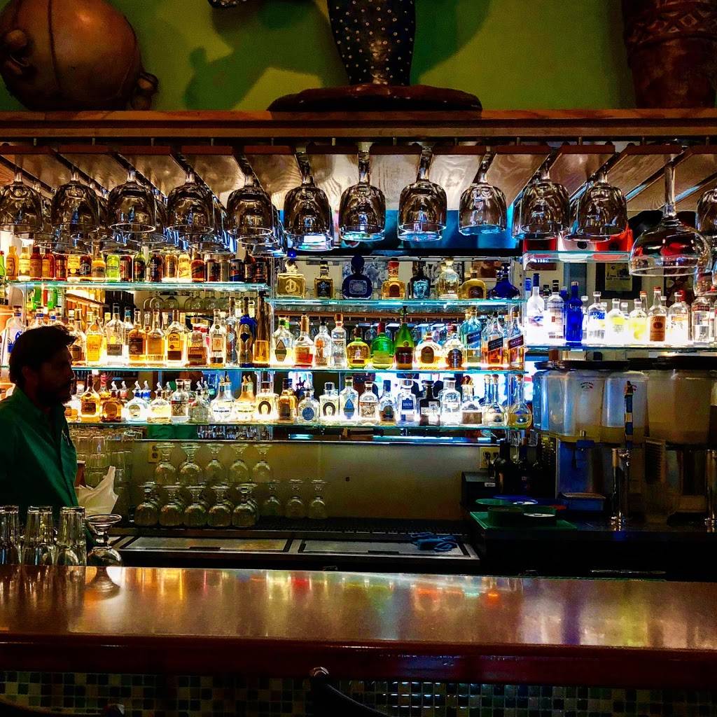 Pancho Villa Mexican Restaurant | restaurant | 2539 Nicollet Ave, Minneapolis, MN 55404, USA | 6128717014 OR +1 612-871-7014