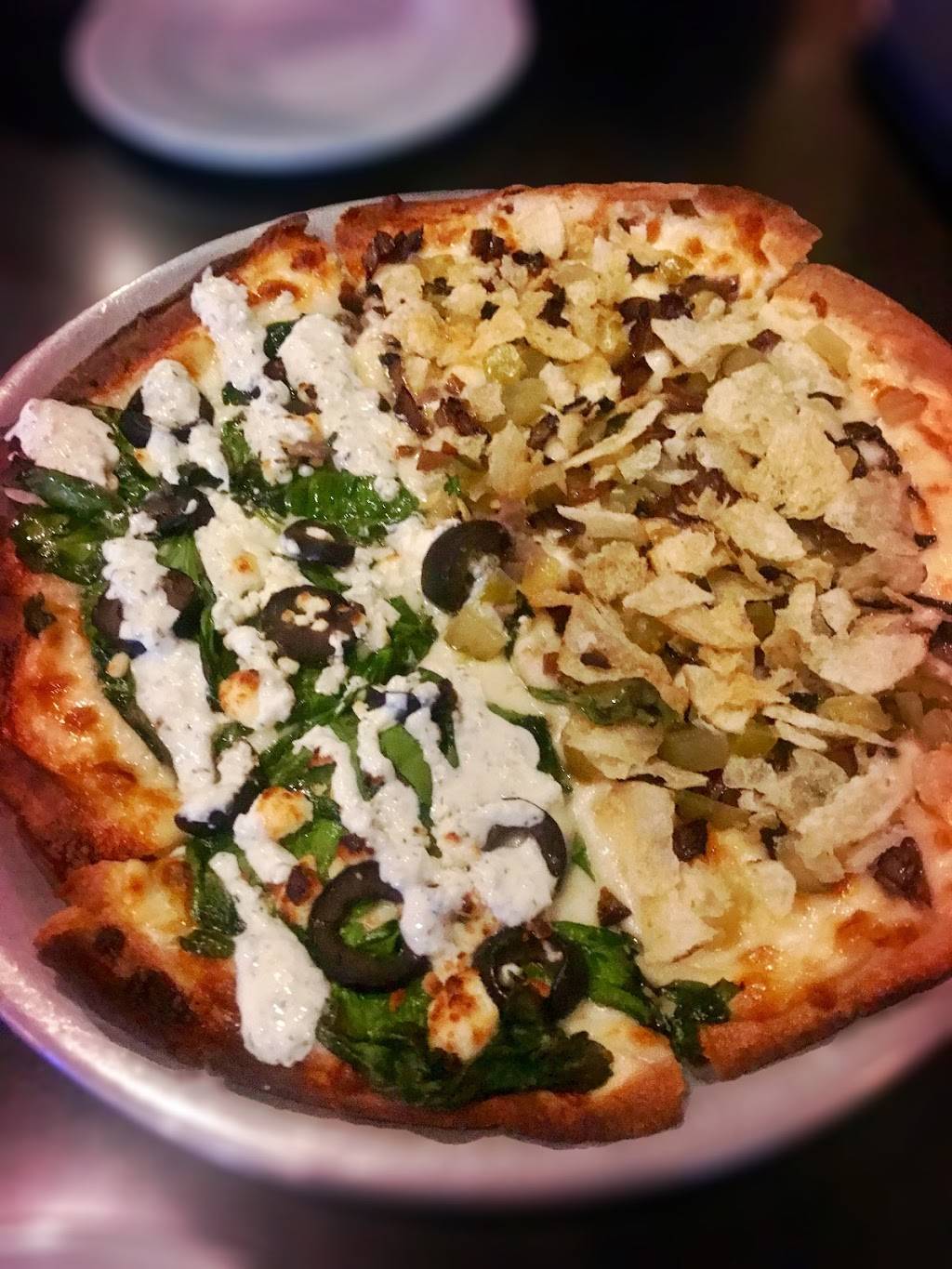 The Cove | restaurant | 2559 Broad Ave, Memphis, TN 38112, USA | 9017300719 OR +1 901-730-0719