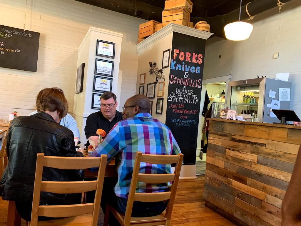 Spotted Salamander Cafe And Catering | cafe | 1531 Richland St, Columbia, SC 29201, USA | 8035562197 OR +1 803-556-2197