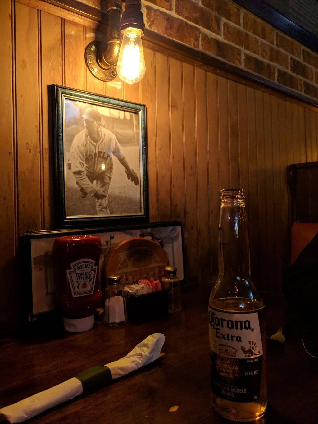 Nassau Grill & Bar | restaurant | 15095 Sheldon Rd, Plymouth, MI 48170, USA | 7344147660 OR +1 734-414-7660