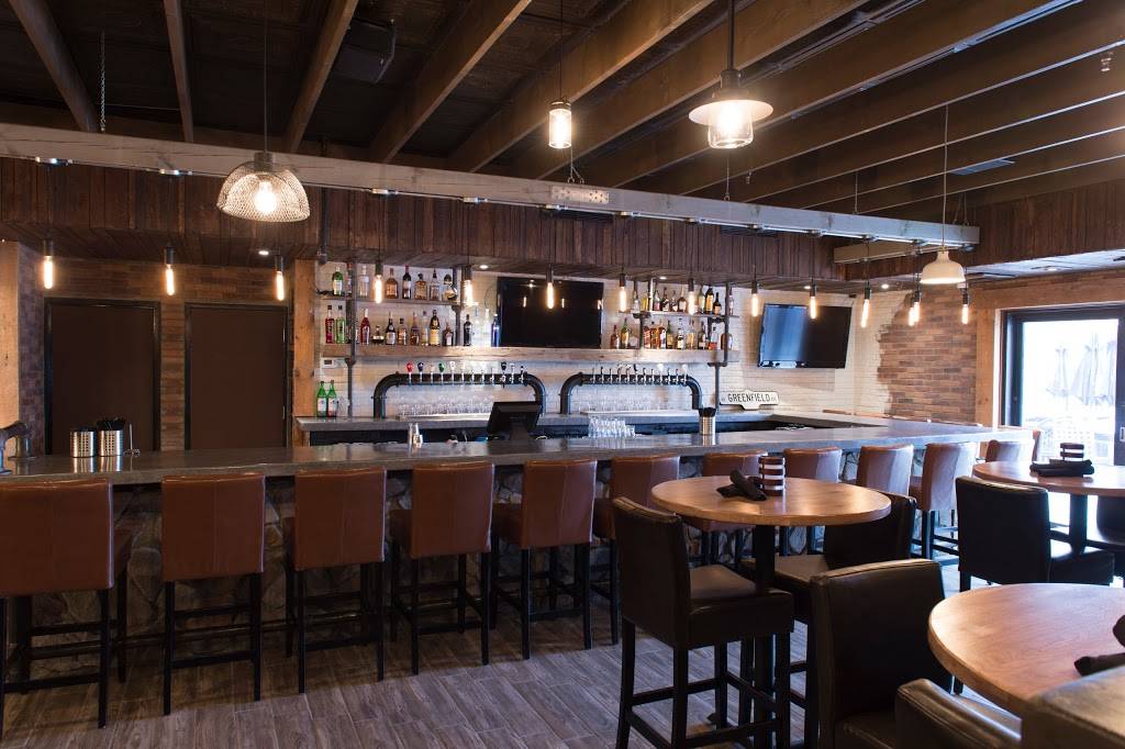 Greenfields Gastro Public House | restaurant | 900 Greenbank Rd, Nepean, ON K2J 4P6, Canada | 6138239900 OR +1 613-823-9900