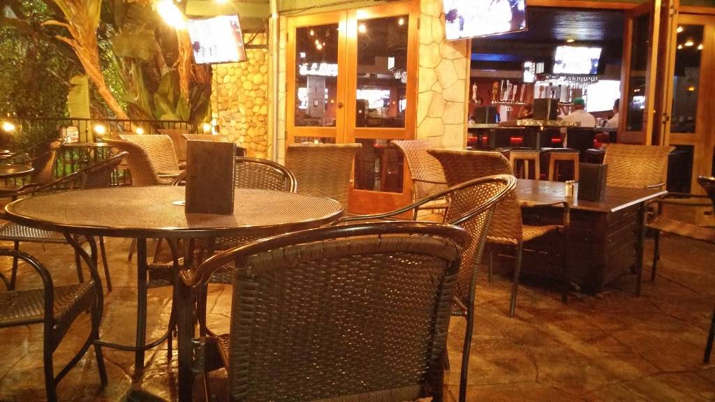 On the Rocks Bar & Grill | restaurant | 12752 Valley View St, Garden Grove, CA 92845, USA | 7148969000 OR +1 714-896-9000