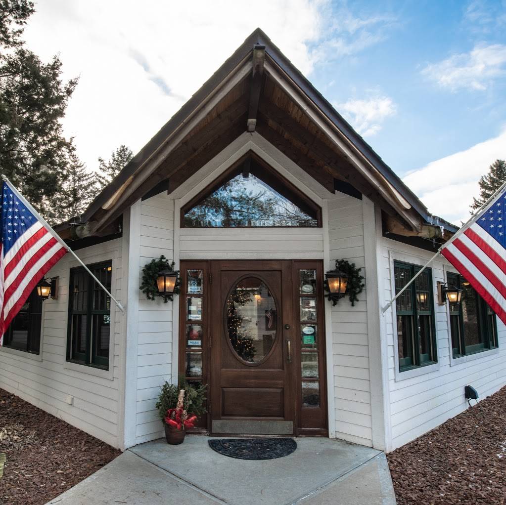 Timmers Resort | restaurant | 5151 Timmer Bay Rd, West Bend, WI 53095, USA | 2623387710 OR +1 262-338-7710