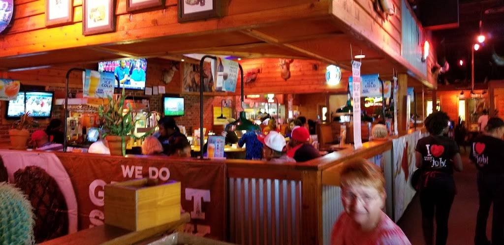 Texas Roadhouse | restaurant | 8304 Two Notch Rd, Columbia, SC 29223, USA | 8037885384 OR +1 803-788-5384