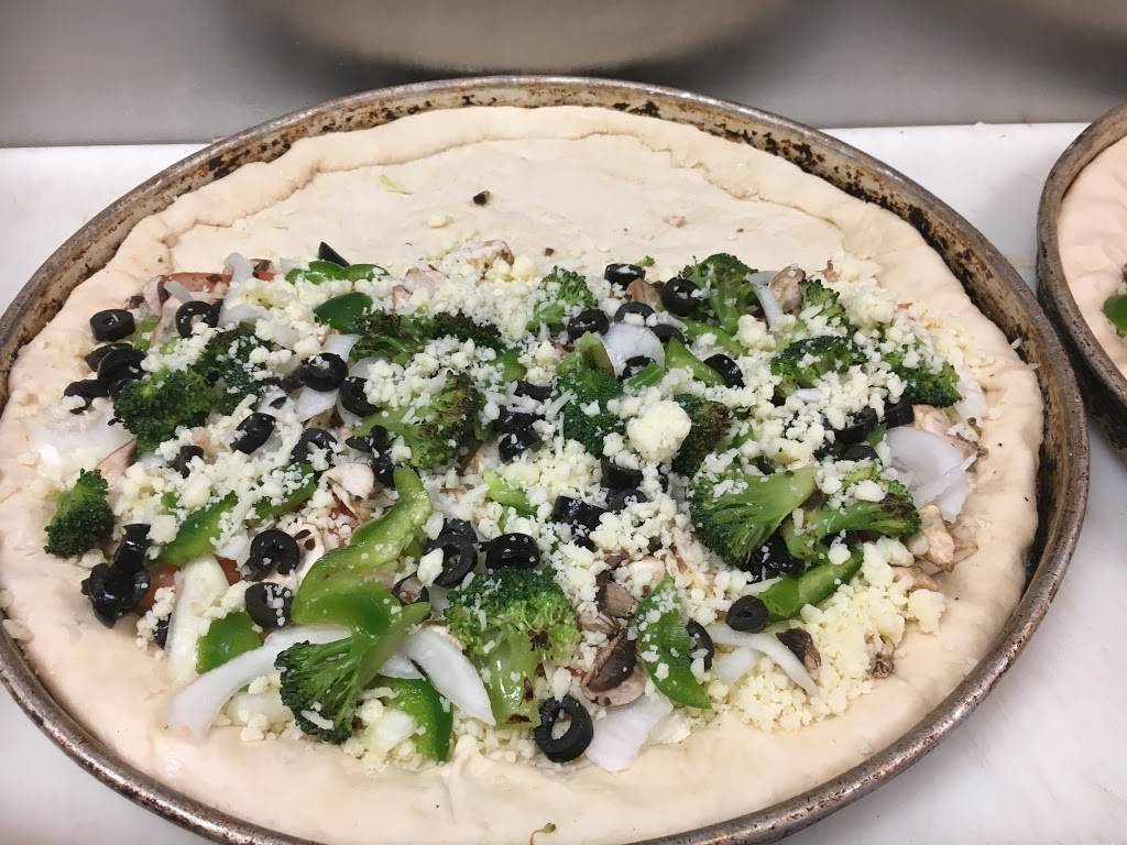 Pizza King, Leominster, MA | restaurant | 814 N Main St, Leominster, MA 01453, USA | 9785341555 OR +1 978-534-1555