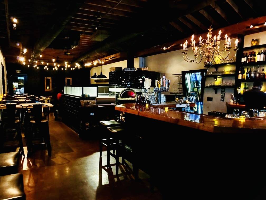 Humble Pie | restaurant | 2333 N 7th St, Phoenix, AZ 85006, USA | 6022291289 OR +1 602-229-1289