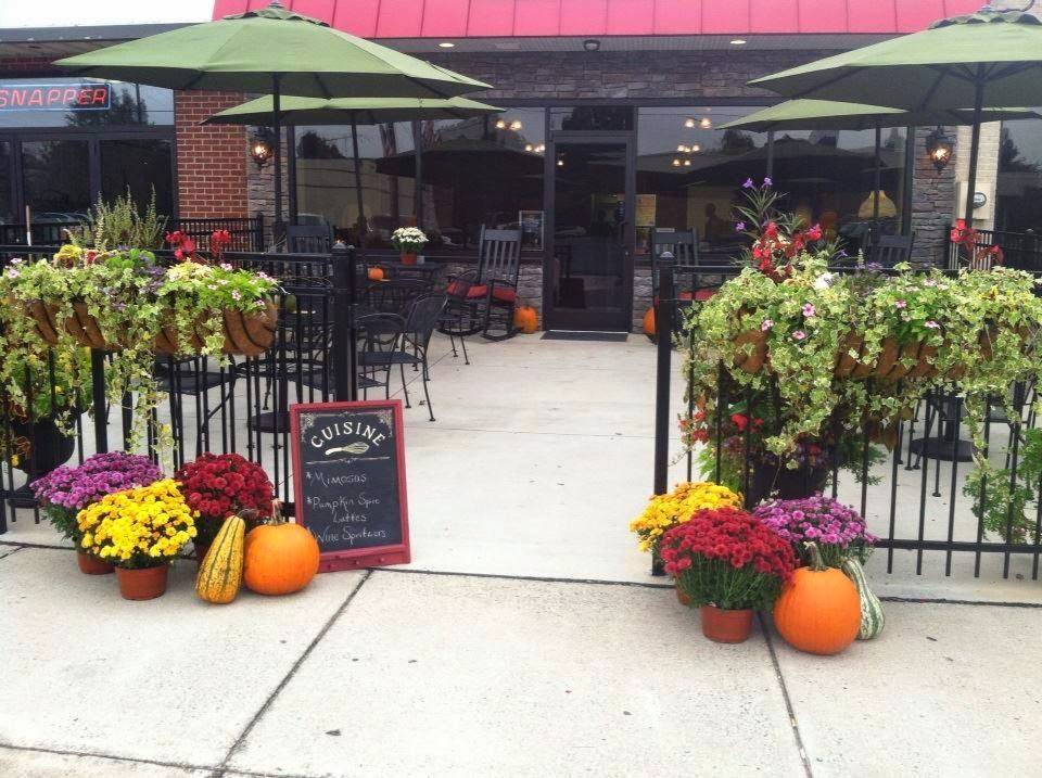 Mebane Knights | restaurant | 212 W Clay St, Mebane, NC 27302, USA | 9195680721 OR +1 919-568-0721