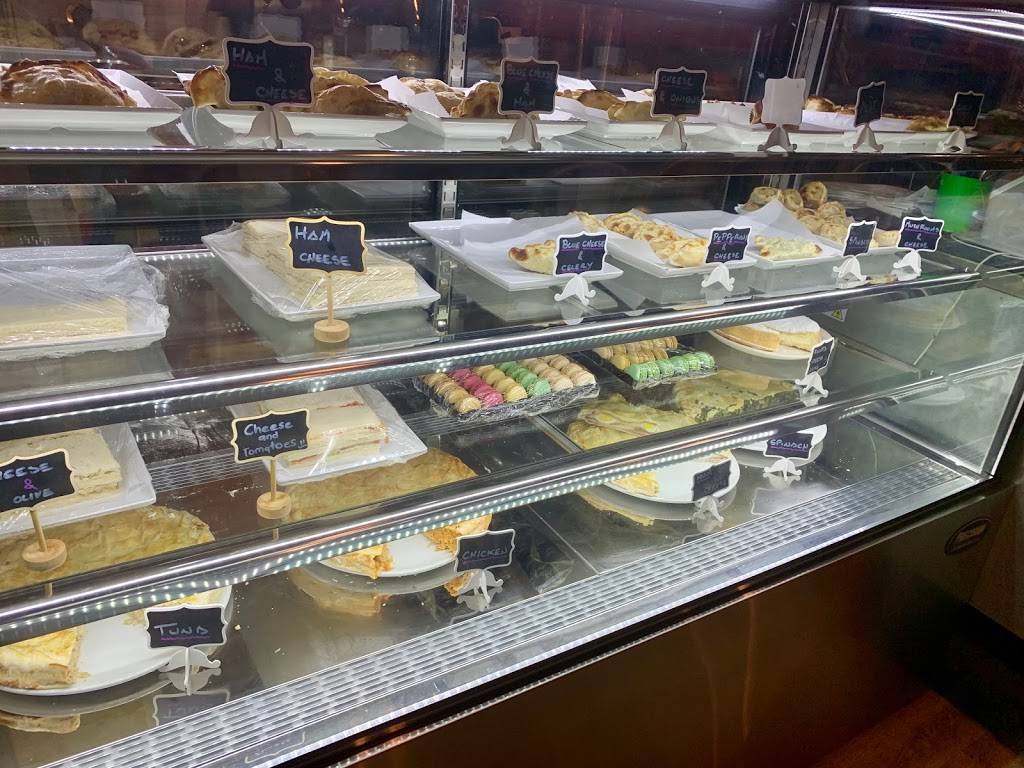 Dolce Vita Sunny Isles | restaurant | 18288 Collins Ave, Sunny Isles Beach, FL 33160, USA | 3059339990 OR +1 305-933-9990