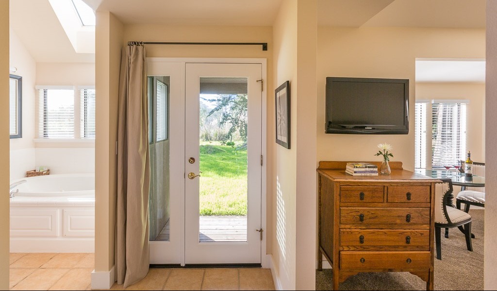 Inn at the Cobblers Walk Mendocino | restaurant | 8200 North Highway 1, Little River, CA 95456, USA | 7079370088 OR +1 707-937-0088