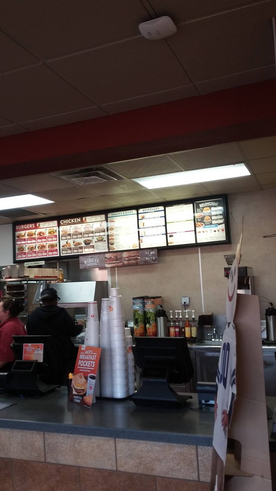 Jack in the Box | restaurant | 335 S Garland Ave, Garland, TX 75040, USA | 9722767643 OR +1 972-276-7643