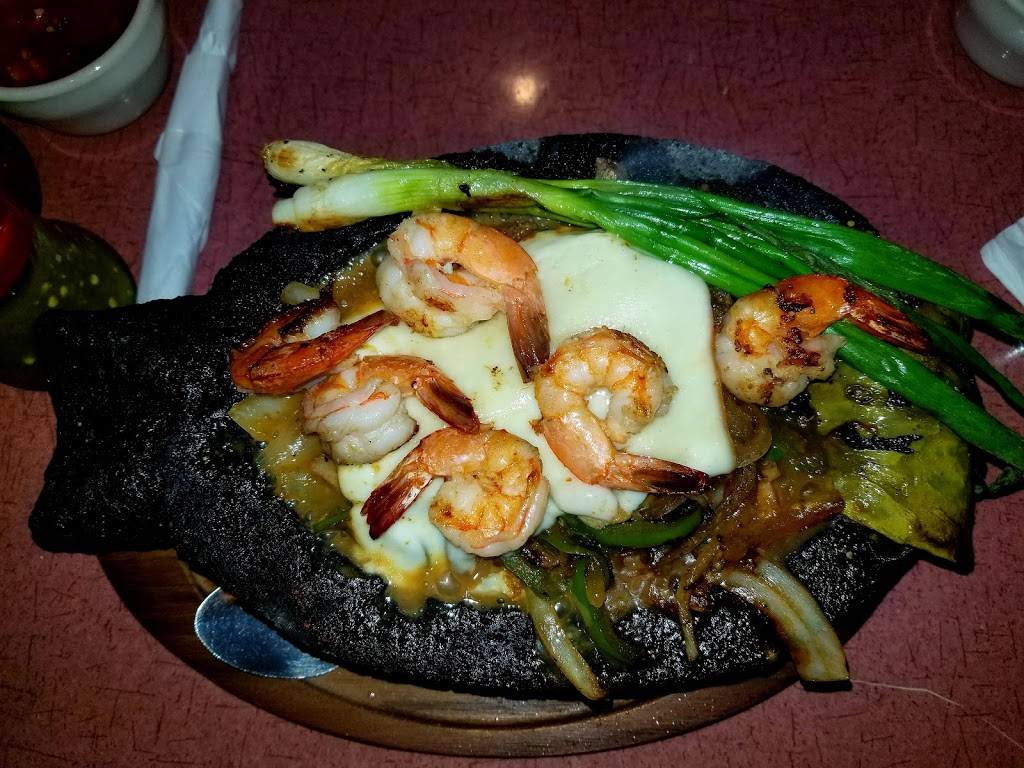 Jalisco Es Mexico | restaurant | 5545 Northwest Loop 410, San Antonio, TX 78238, USA | 2105921110 OR +1 210-592-1110