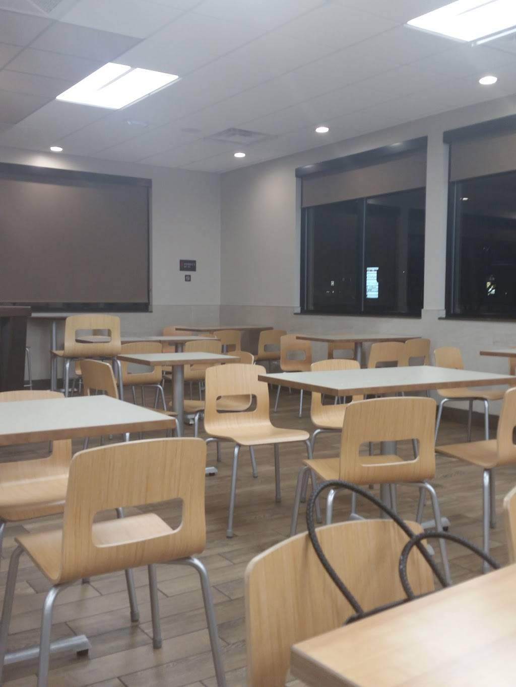 Wendys | restaurant | 3802 Hamilton Cleves Rd, Hamilton, OH 45013, USA | 5132794047 OR +1 513-279-4047