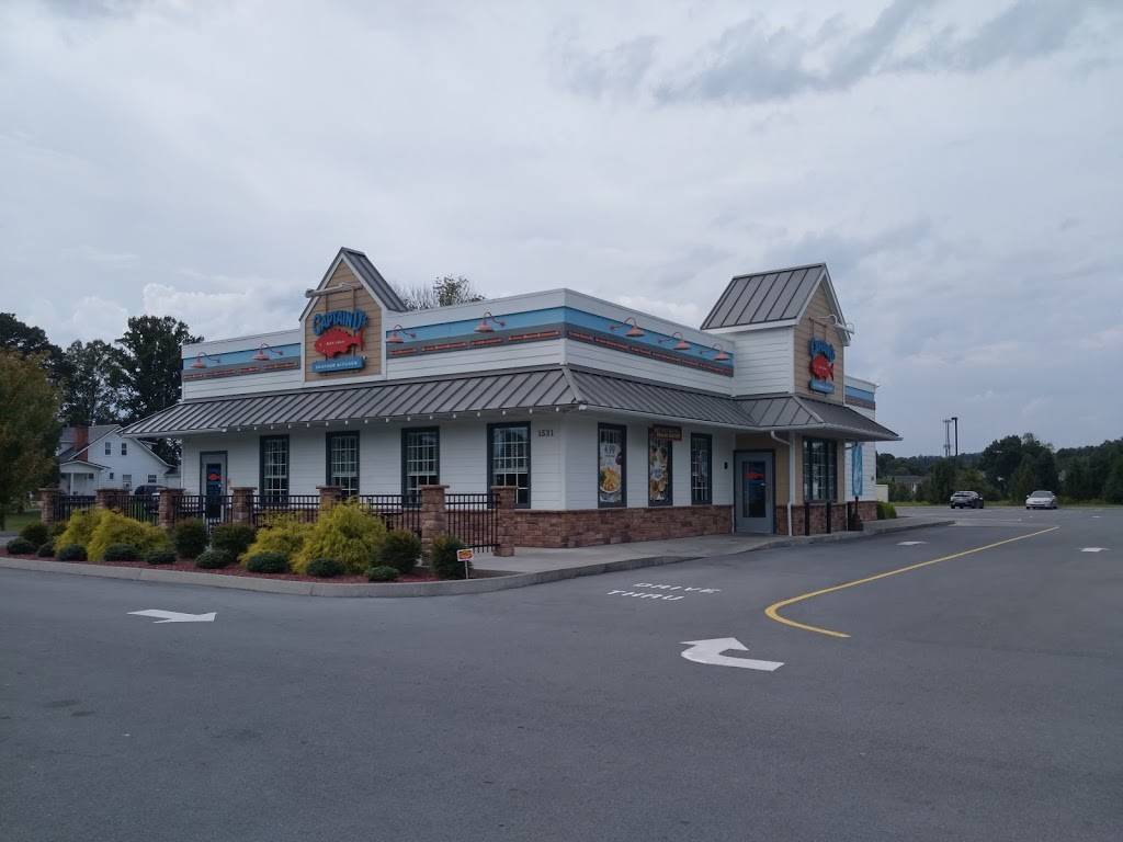 Captain Ds | restaurant | 1531 E Jackson Blvd, Jonesborough, TN 37659, USA | 4239131331 OR +1 423-913-1331