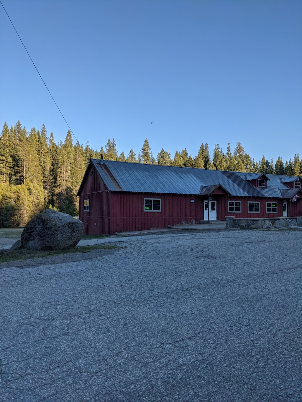 Ice House Resort | restaurant | 9199 Ice House Rd, Pollock Pines, CA 95726, USA | 5302933321 OR +1 530-293-3321