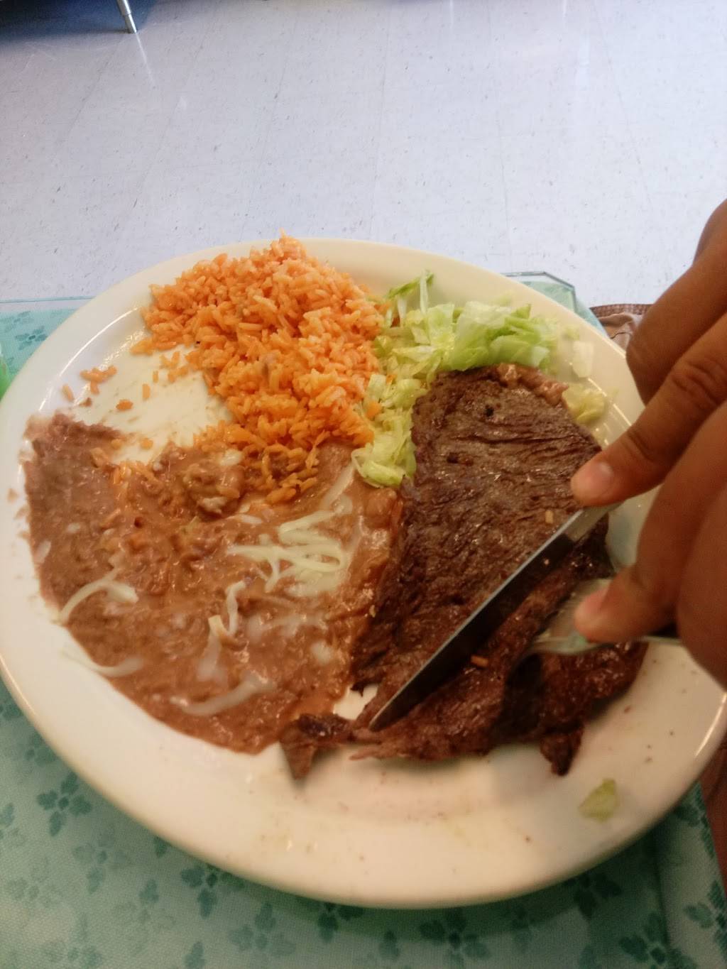 Rose’s Taqueria | restaurant | 409 7th St, Hoquiam, WA 98550, USA | 3606378124 OR +1 360-637-8124