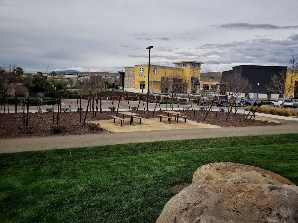 Starbucks | cafe | 4521 Livermore Outlets Dr, Livermore, CA 94550, USA | 9253441925 OR +1 925-344-1925