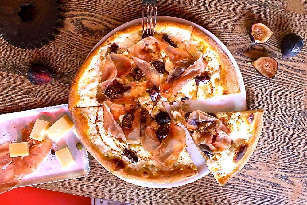 Fabbrica | The Factory | night club | 40 N 6th St, Brooklyn, NY 11249, USA | 3474220923 OR +1 347-422-0923