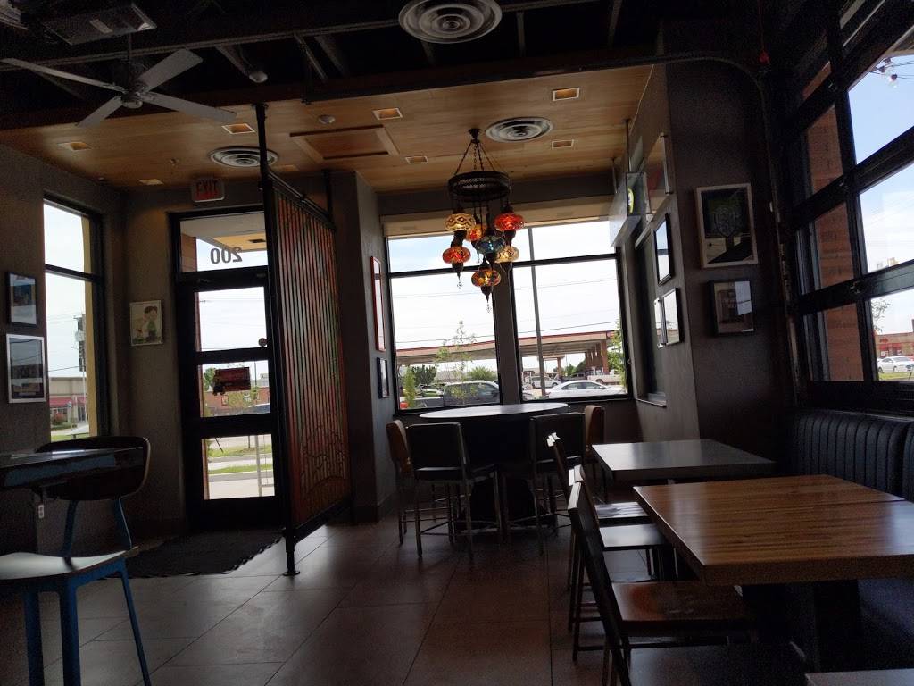 Raising Canes Chicken Fingers | meal takeaway | 200 S MacArthur Blvd, Oklahoma City, OK 73128, USA | 4059495549 OR +1 405-949-5549