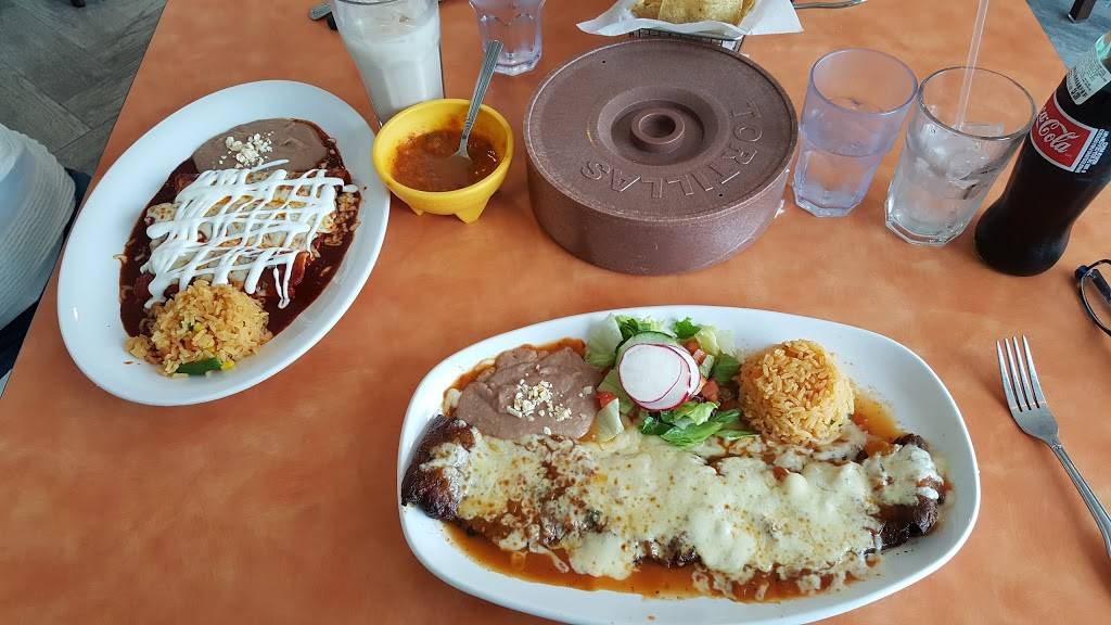 Que Brava | restaurant | 1423 Cannonball Trail, Yorkville, IL 60560, USA | 3312078939 OR +1 331-207-8939