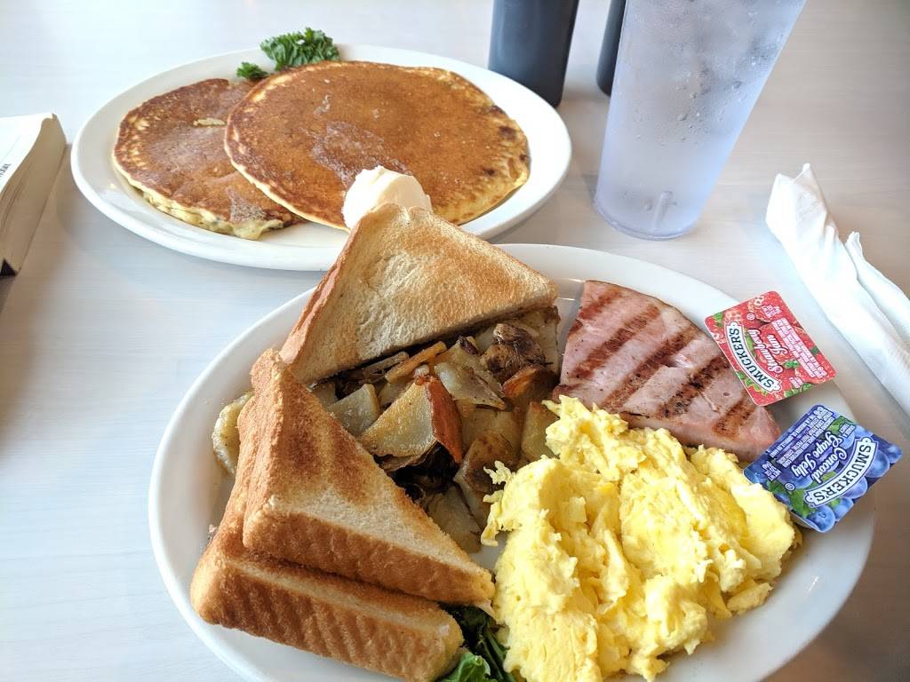 Huckleberrys Restaurant | restaurant | 1916 S Marquette Rd, Prairie du Chien, WI 53821, USA | 6083265488 OR +1 608-326-5488