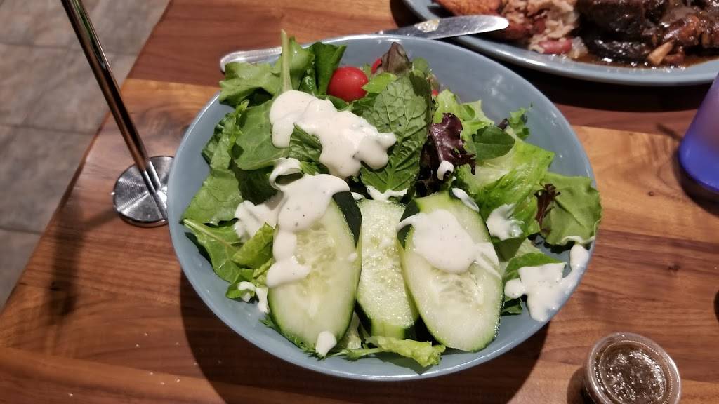 Back-A-Yard | restaurant | 1011 E Capitol Expy, San Jose, CA 95121, USA | 4089606330 OR +1 408-960-6330