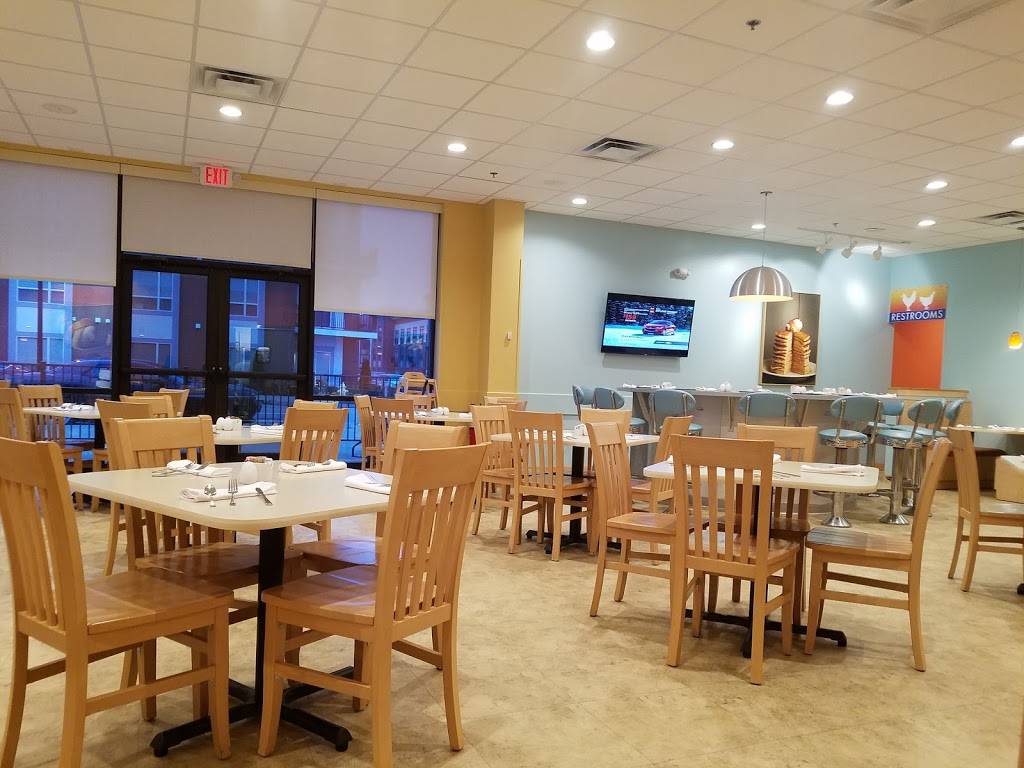 Wild Eggs Oakley | restaurant | 3240 Vandercar Way, Cincinnati, OH 45209, USA | 5132858802 OR +1 513-285-8802