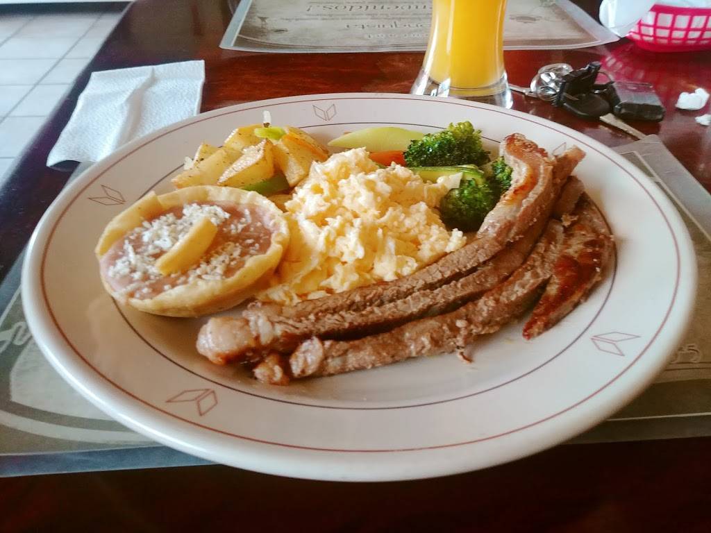 RESTAURANT LA CONQUISTA | restaurant | Benito Juárez, 22706 Rosarito, B.C., Mexico | 016611001102 OR +52 661 100 1102