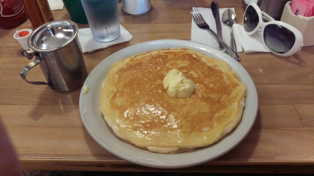 Rubattinos Restaurant | restaurant | 808 S 3rd St, Renton, WA 98057, USA | 4252553143 OR +1 425-255-3143