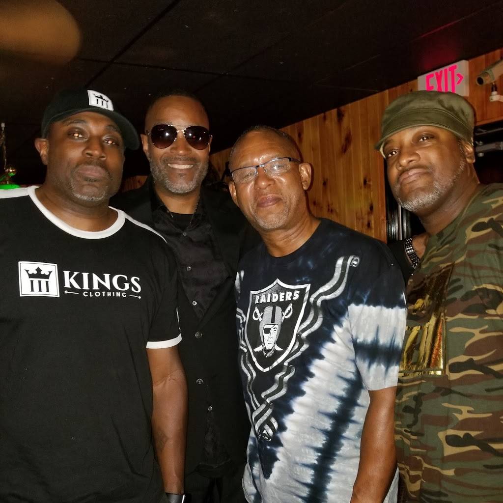 Route 66 Kitchen | restaurant | 406 N Westwood Ave, Toledo, OH 43607, USA | 4195313827 OR +1 419-531-3827