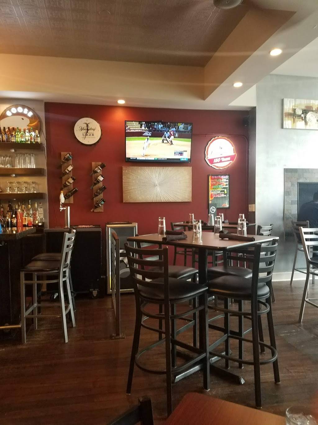 Radius | restaurant | 15 E Lincolnway, Valparaiso, IN 46383, USA | 2192992551 OR +1 219-299-2551