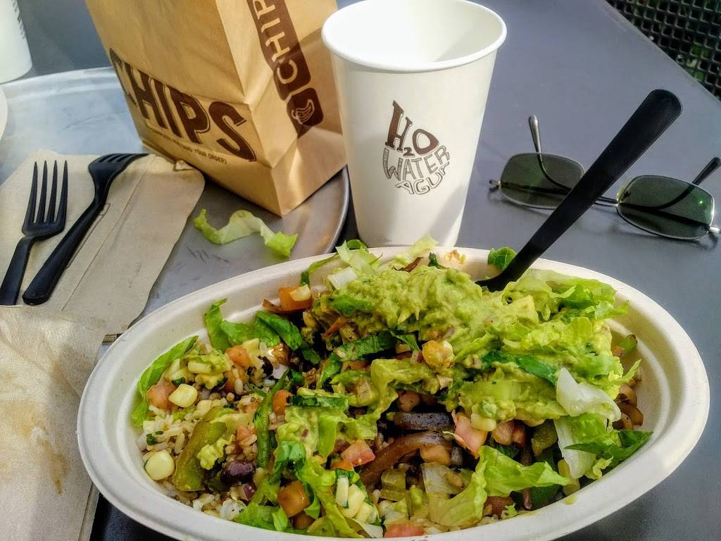 Chipotle Mexican Grill | restaurant | 1365 E Gladstone St Ste 700, Glendora, CA 91740, USA | 9095927063 OR +1 909-592-7063