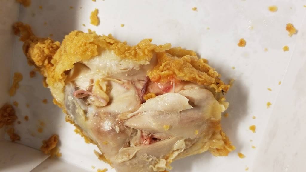 Popeyes Louisiana Kitchen | restaurant | 1394 W Main St, Lewisville, TX 75067, USA | 9724369154 OR +1 972-436-9154