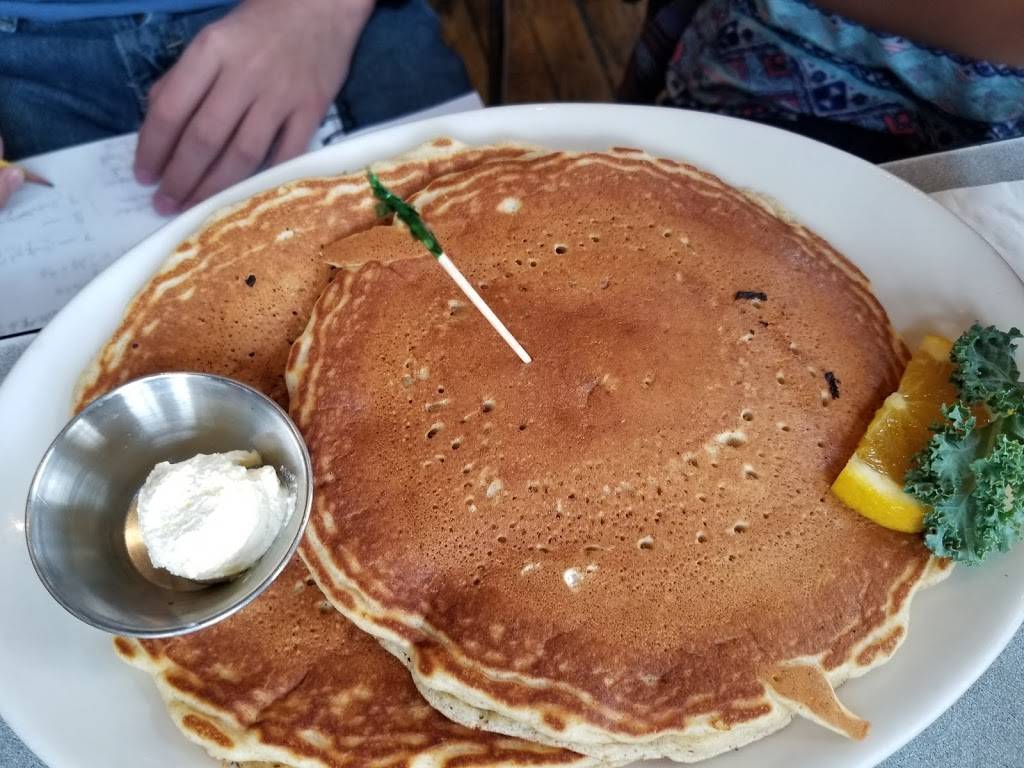 Elmos Diner | restaurant | 200 N Greensboro St, Carrboro, NC 27510, USA | 9199292909 OR +1 919-929-2909