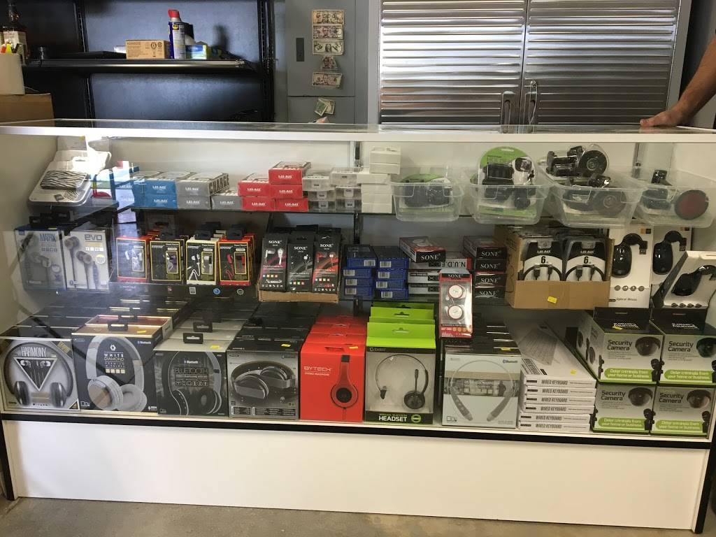 Antelope Acres Market | meal takeaway | 48011 90th St W, Lancaster, CA 93536, USA | 6619484190 OR +1 661-948-4190