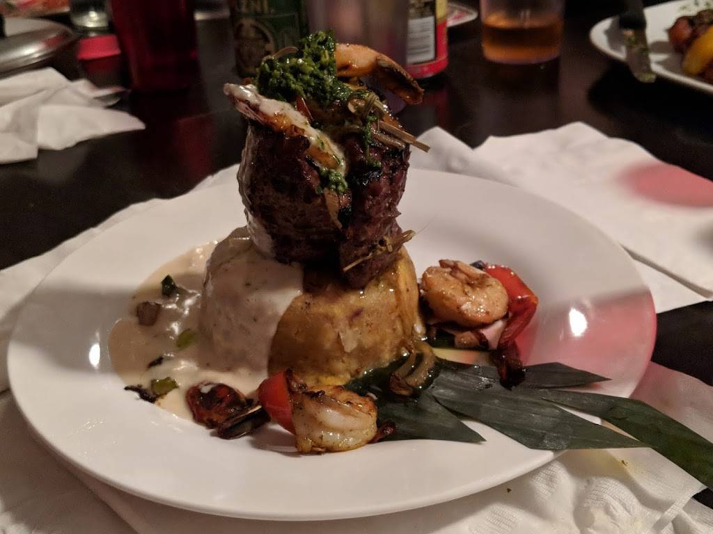 Casa Yari | restaurant | 3268 W Fullerton Ave, Chicago, IL 60647, USA | 7736619546 OR +1 773-661-9546