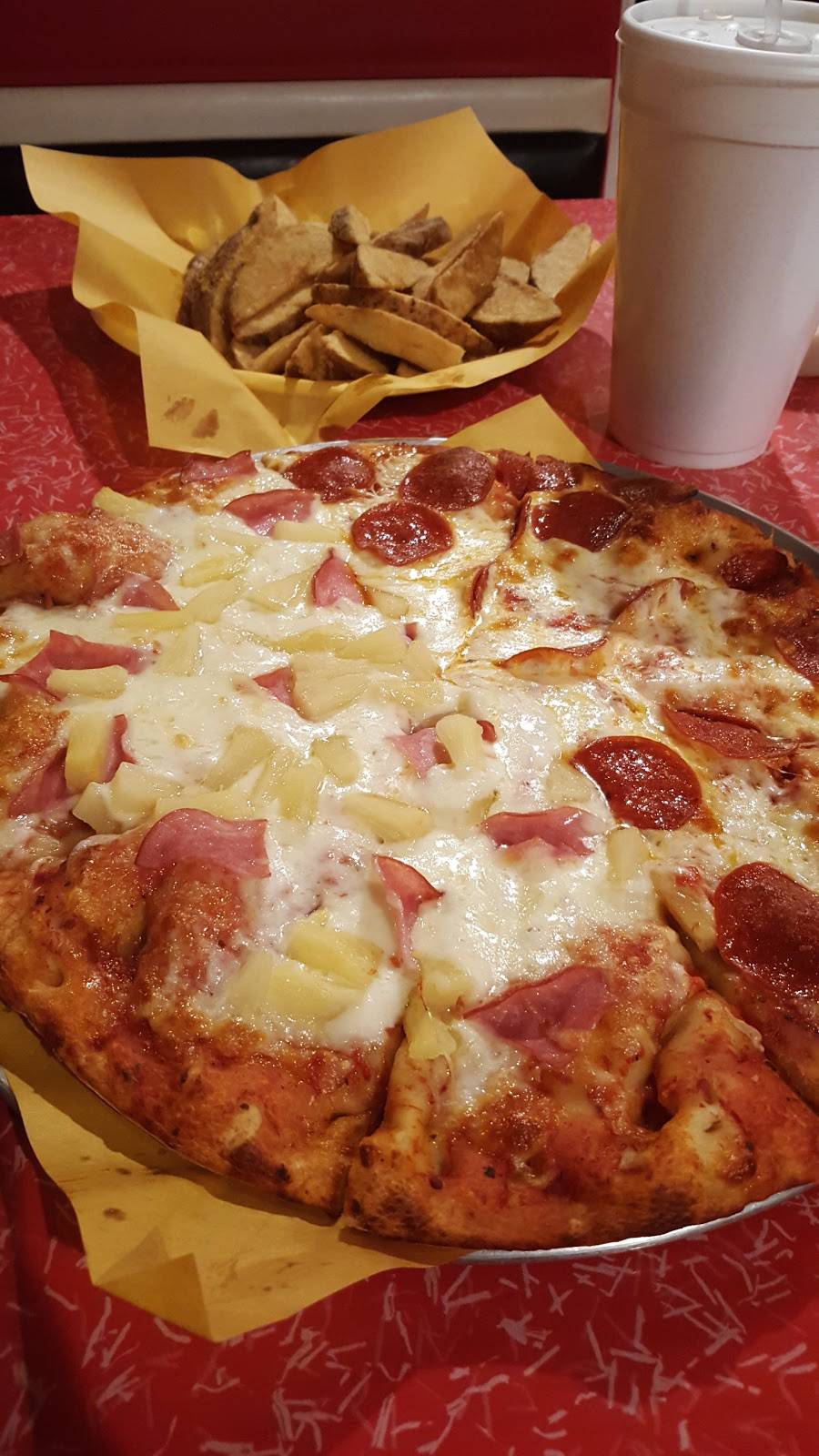 Bear Mountain Pizza | restaurant | 393 Bear Mountain Blvd, Arvin, CA 93203, USA | 6618544494 OR +1 661-854-4494