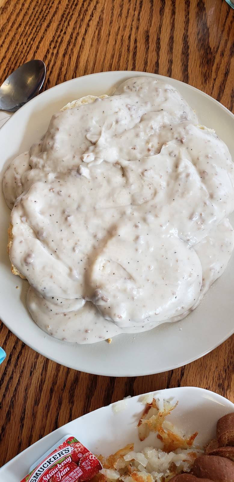 Bonnies Cafe | restaurant | 106 W Oak St, Glenwood City, WI 54013, USA | 7152654145 OR +1 715-265-4145