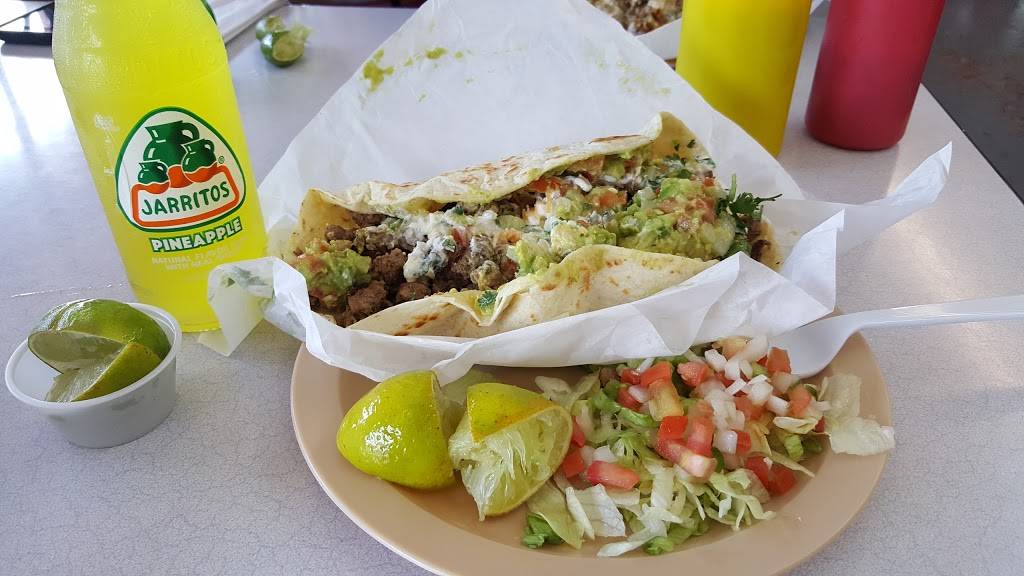 Los Comales | restaurant | 1504 S Agnew Ave, Oklahoma City, OK 73108, USA | 4052724739 OR +1 405-272-4739