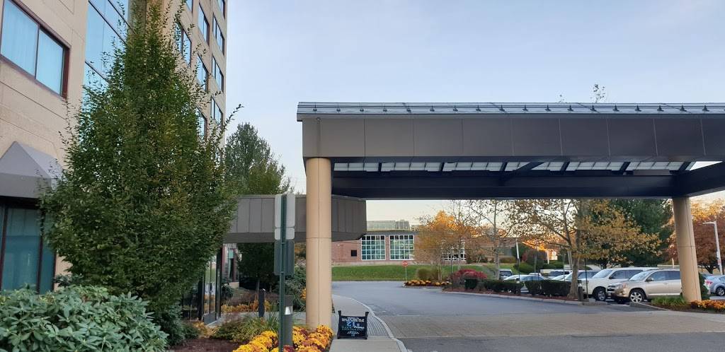 The Grille at Hobbs Brook | restaurant | 550 Winter St, Waltham, MA 02451, USA | 7818906767 OR +1 781-890-6767