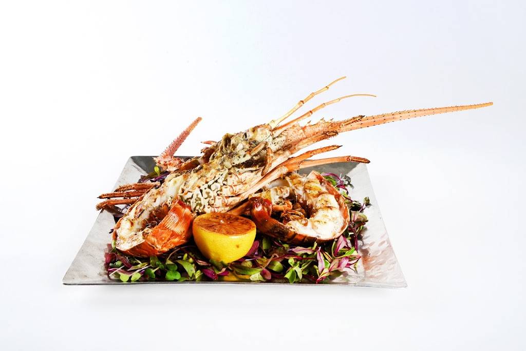 La Côte | restaurant | 4441 Collins Ave, Miami Beach, FL 33140, USA | 3056744710 OR +1 305-674-4710