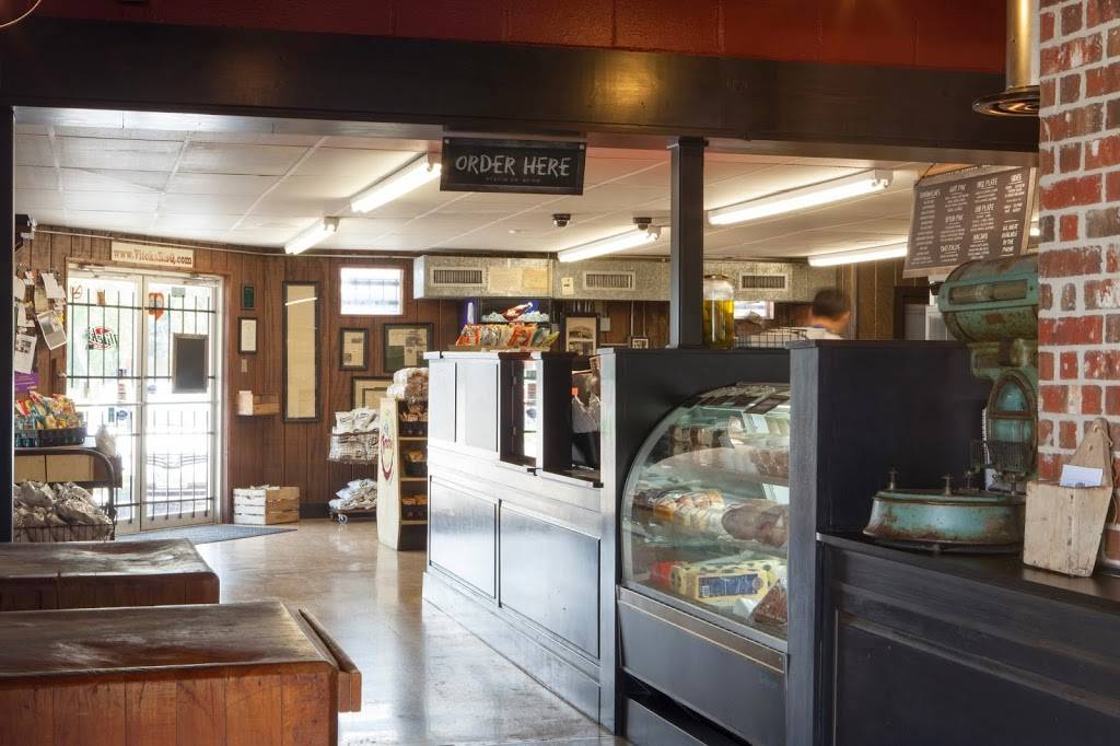 Viteks BBQ | restaurant | 1600 Speight Ave, Waco, TX 76706, USA | 2547527591 OR +1 254-752-7591