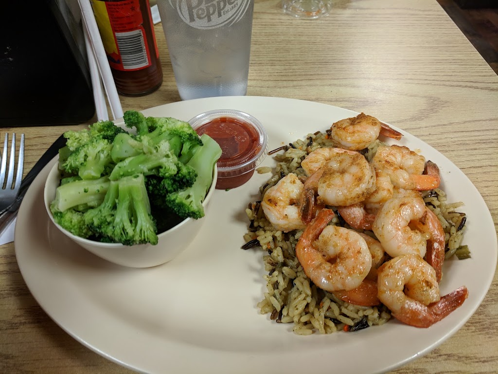 Fish Shack | restaurant | 613 Porter Wagoner Blvd, West Plains, MO 65775, USA | 4172562555 OR +1 417-256-2555