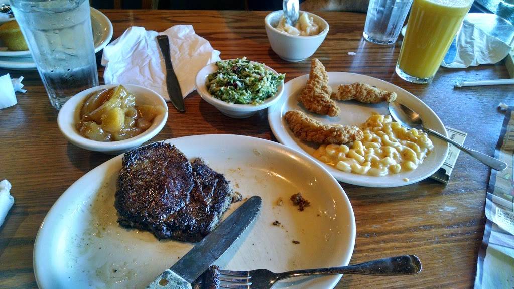 Cracker Barrel Old Country Store | restaurant | 231 Gulf Fwy S, League City, TX 77573, USA | 2813321174 OR +1 281-332-1174