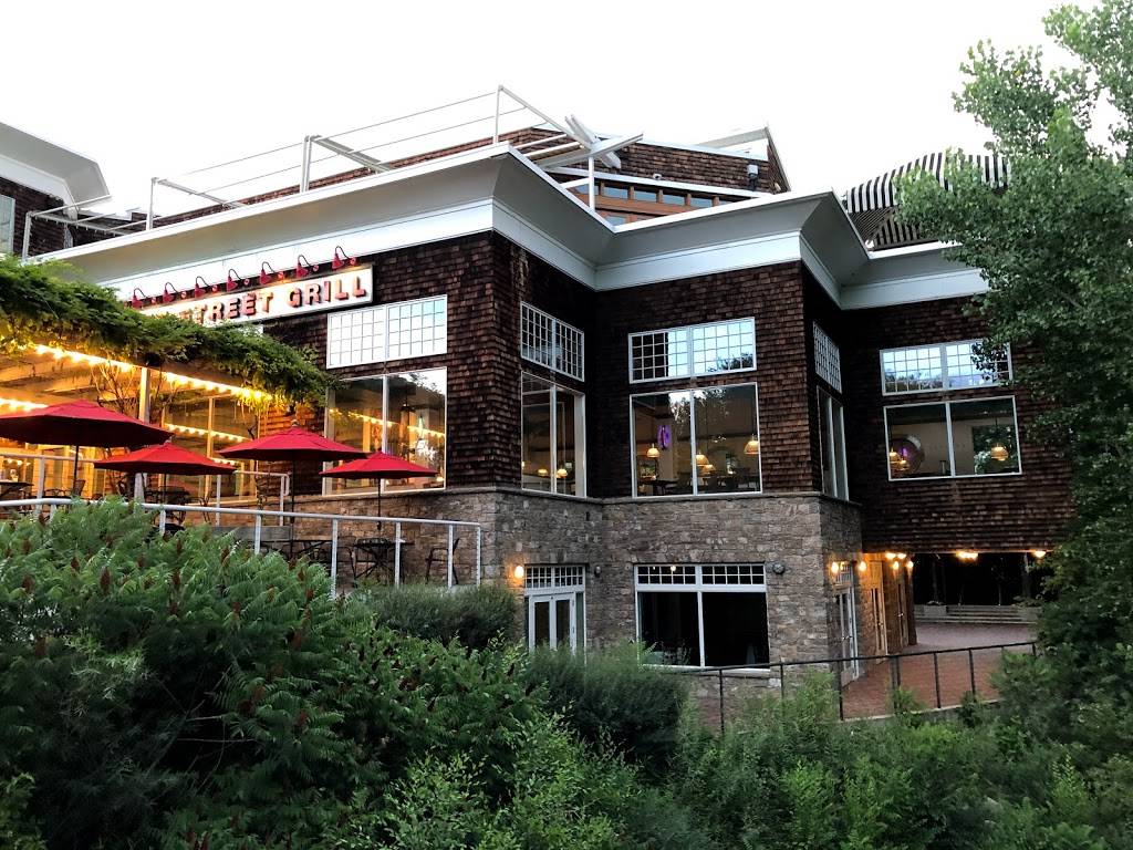 Market Street Oyster Bar | restaurant | 2985 E Cottonwood Pkwy, Cottonwood Heights, UT 84121, USA | 8019428860 OR +1 801-942-8860