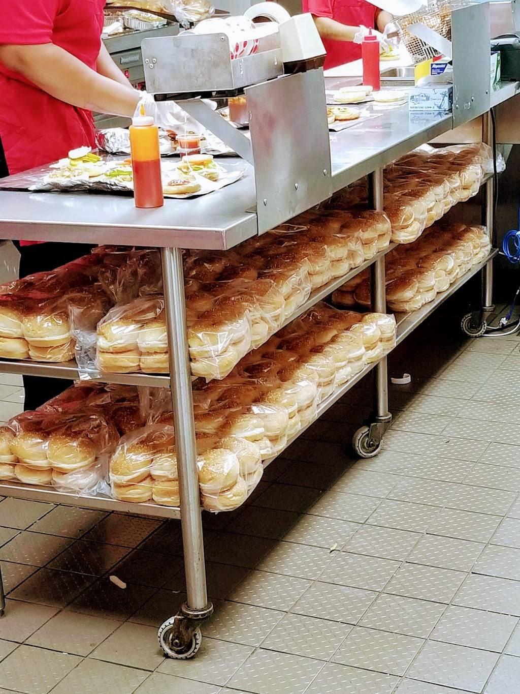 Five Guys | meal takeaway | 2217 Concord Pike, Wilmington, DE 19803, USA | 3026545489 OR +1 302-654-5489