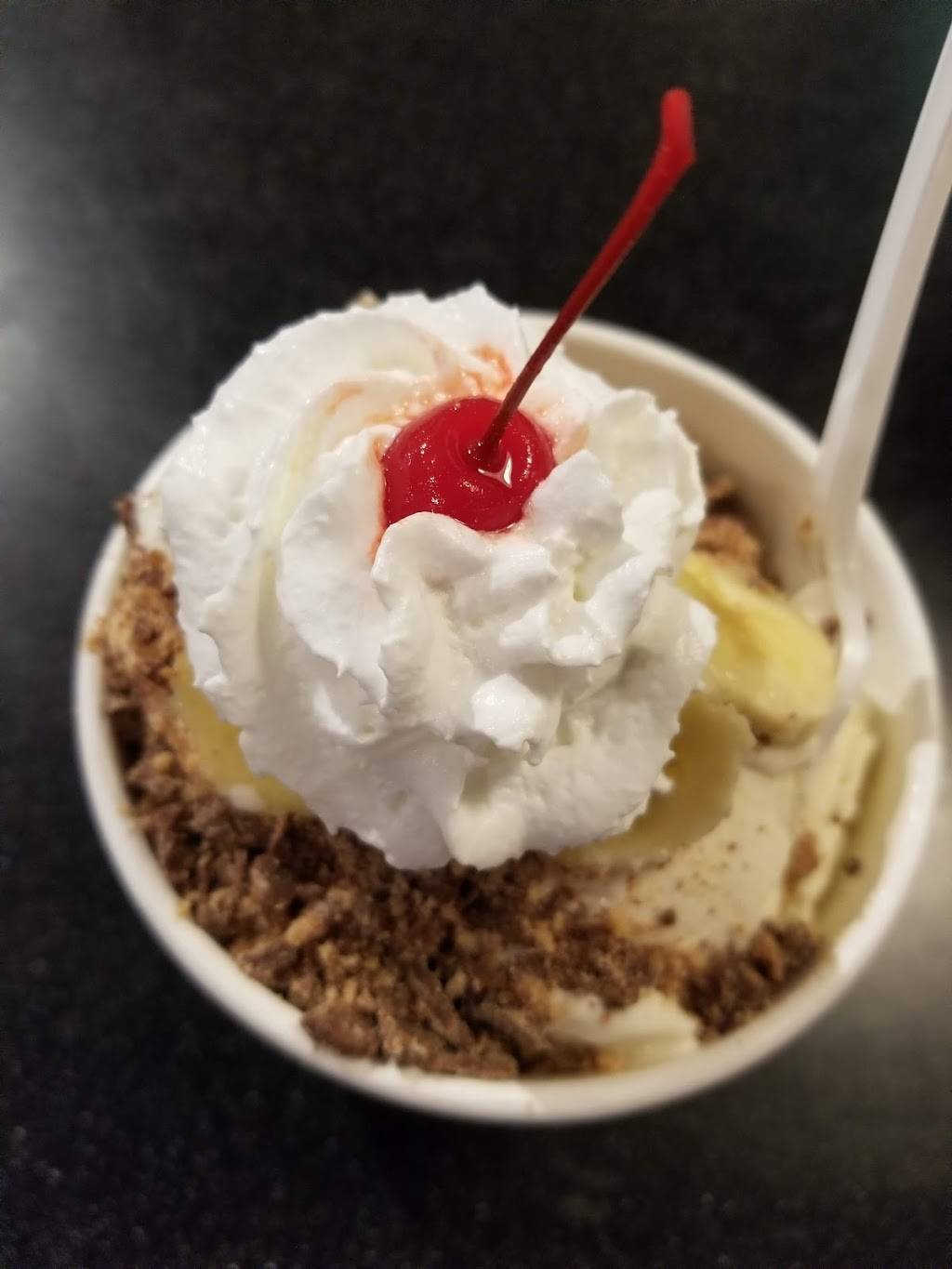 Freddys Frozen Custard & Steakburgers | restaurant | 3889 Veterans Memorial Pkwy, St Peters, MO 63376, USA | 6362445026 OR +1 636-244-5026