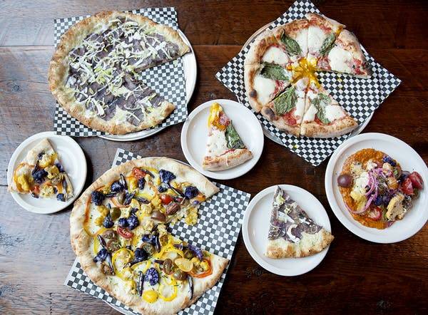 Big River Pizza | meal takeaway | 280 5th St E, St Paul, MN 55101, USA | 6516832186 OR +1 651-683-2186