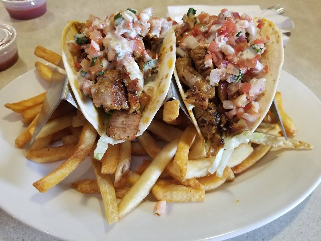 College Delly | restaurant | 336 Richmond Rd, Williamsburg, VA 23185, USA | 7572293915 OR +1 757-229-3915