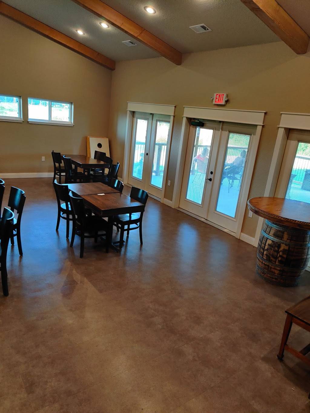 Tontitown Winery | restaurant | 335 N Barrington Rd, Springdale, AR 72762, USA | 4793618700 OR +1 479-361-8700