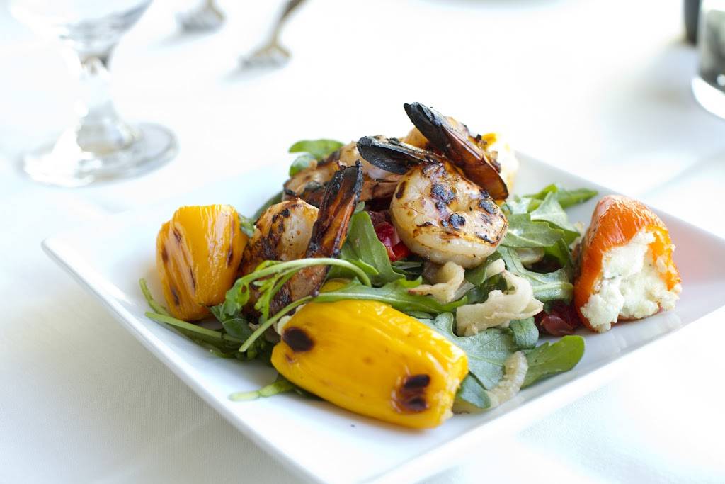 The Coach House Restaurant | restaurant | 353 Main St, New London, NH 03257, USA | 6035262791 OR +1 603-526-2791